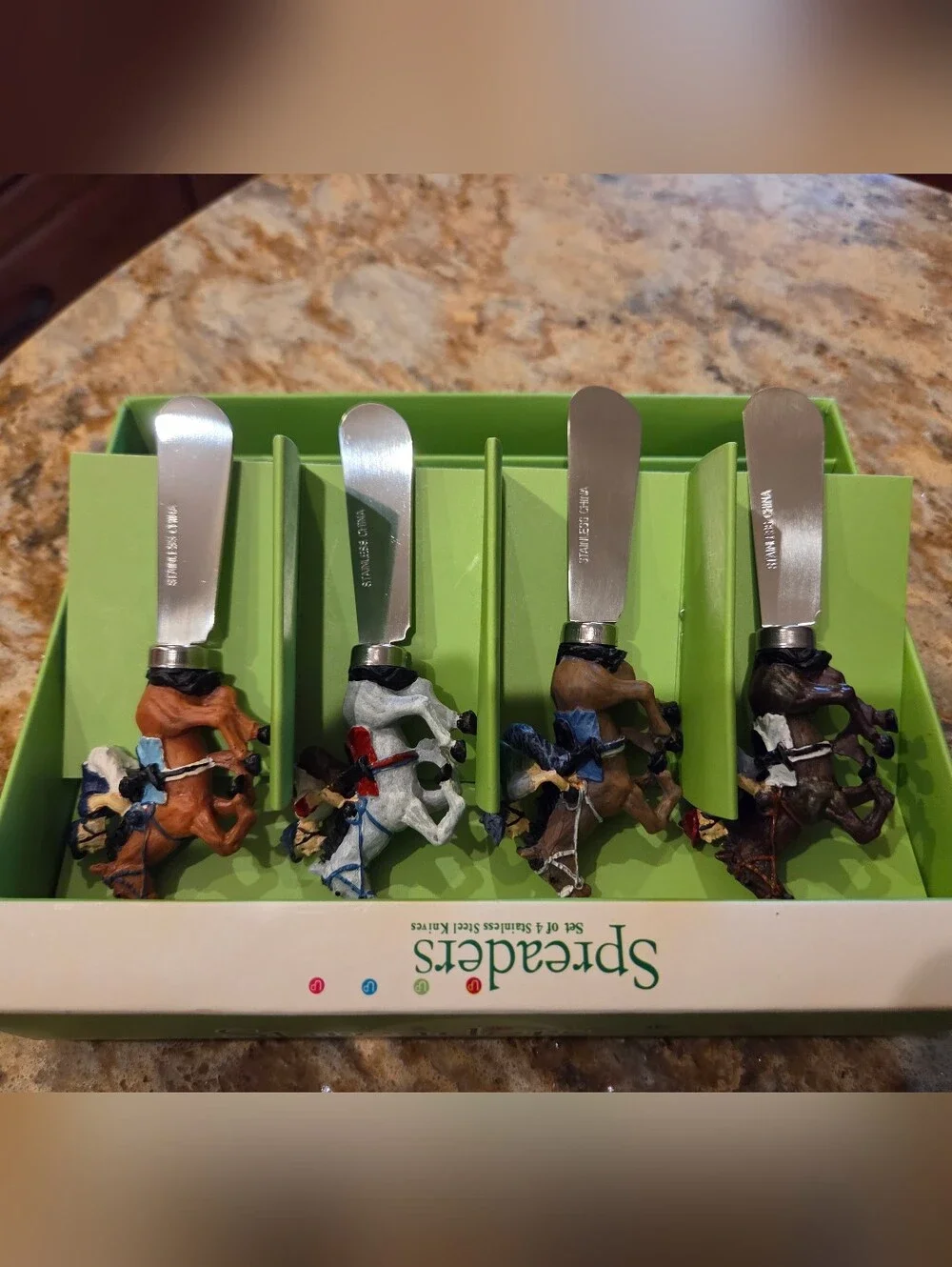 Supreme Multicolor Derby Style Race Horse Handle  Spreaders